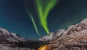 Aurora-Borealis-am-Ersfjord-in-Tromso-in-Norwegen