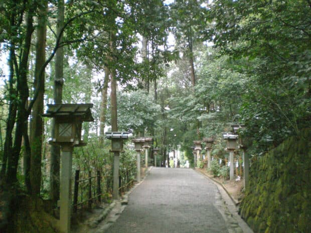 Yamanobe-no-michi Trail